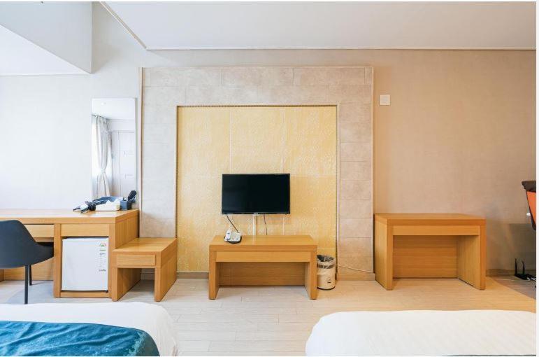 R&T Hotel Чечжу Екстер'єр фото