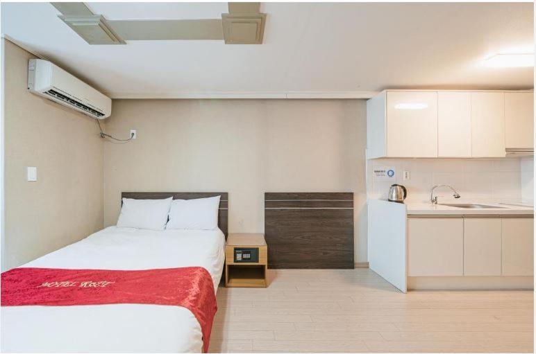 R&T Hotel Чечжу Екстер'єр фото