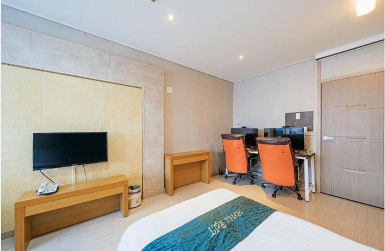 R&T Hotel Чечжу Екстер'єр фото